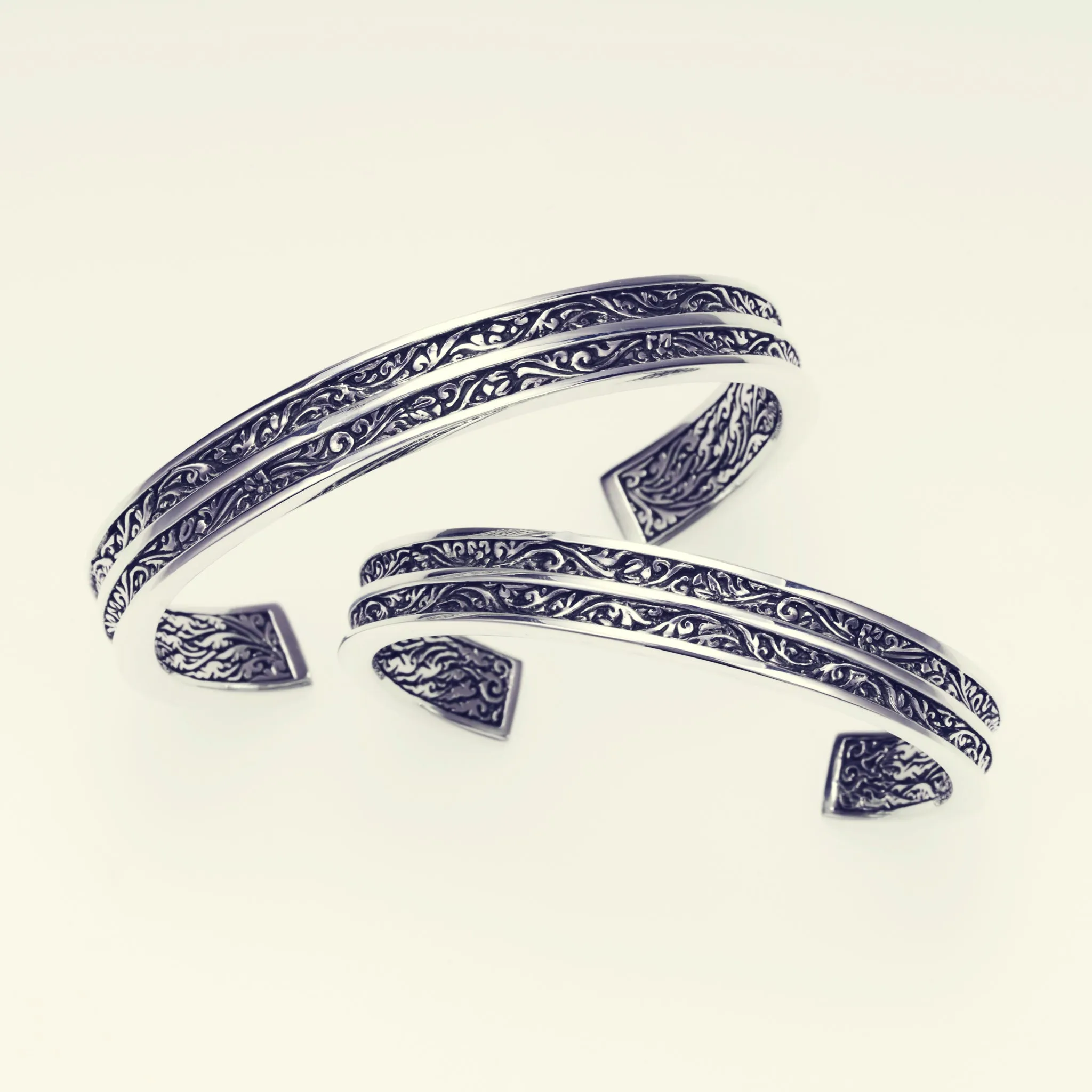Double Ivy Bangle (S)