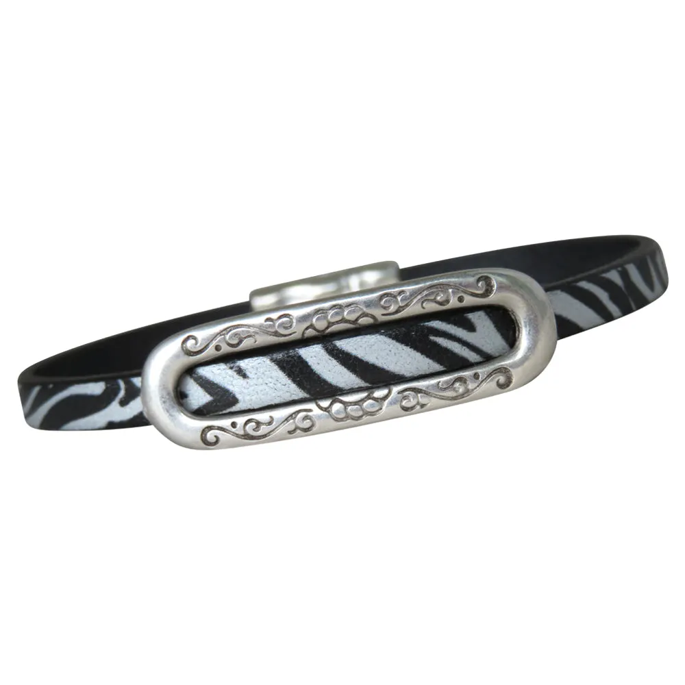 Lil Bit Of Filigree