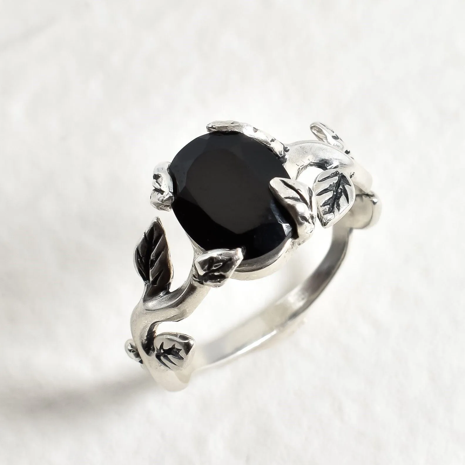 Onyx Ring - Silver Leaves Ring - Vintage Branch Ring