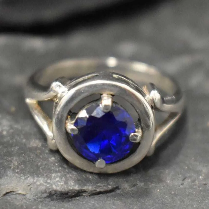 Sapphire Ring - Blue Diamond Ring - Round Vintage Ring
